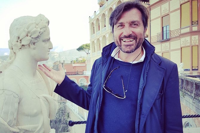 Pompeii and Herculaneum Guided Tour With an English-Speaking Archaeologist - Tour Requirements