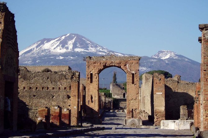 Pompeii SmallGroup SkipTheLine 3 Hours Full-Immersion Tour - Price Details and Booking