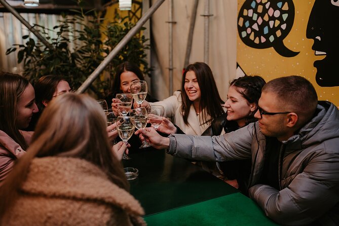 Prague Drunken Bar Crawl With Drinks - Group Size Limit