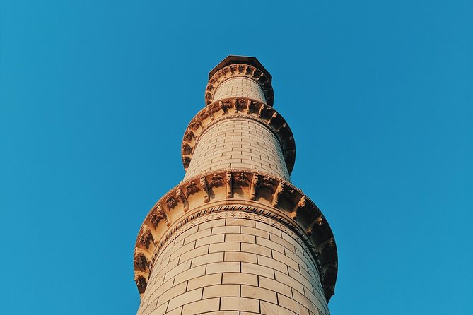 Private 2 Days Tour Including City Tour of Delhi and Agra by Car - Itinerary Highlights