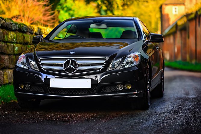 Private Arrival or Departure Transfer in Budapest (Hotel or Airport Pick-Up)