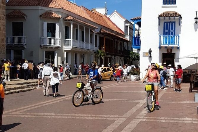 Private Bike Tour Through the Walled City in Cartagena - Exploring Cartagena on Two Wheels