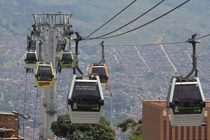 Private City Tour of Downtown Medellin - Meeting and Pickup Details