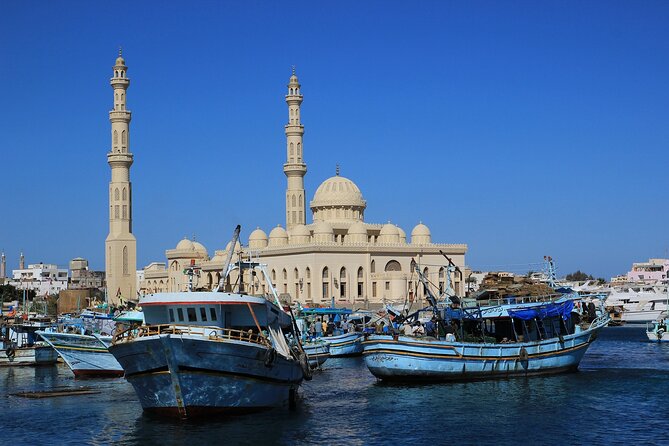 Private City Tour & Parasailing Adventure With Transfer From Hurghada - Pickup Process