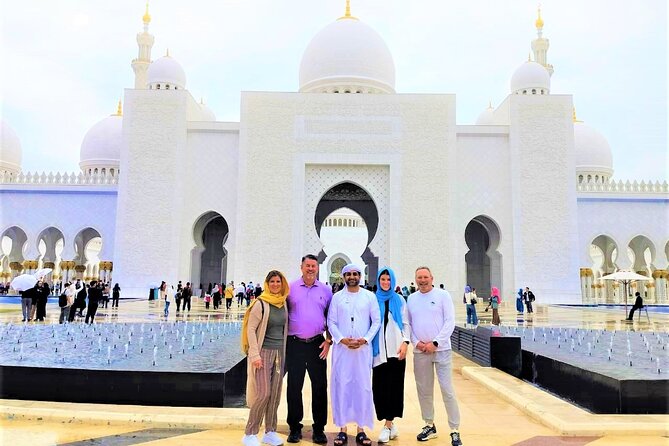 Private Half Day Guided Tour to Abu Dhabi With Transfer Included - Booking Information