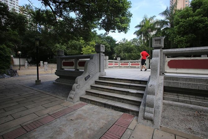 Private Hong Kong Day Tour: Stanley Street And Victoria Peak - Important Information