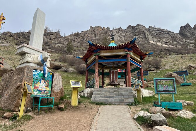 Private Jeep Tour to Chinggis Khan Statue & Terelj N.P - Frequently Asked Questions