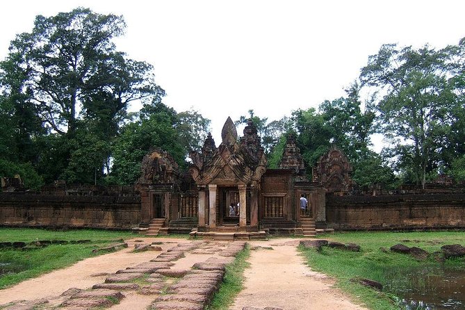 Private Kbal Spean & Banteay Srei Tour - Frequently Asked Questions