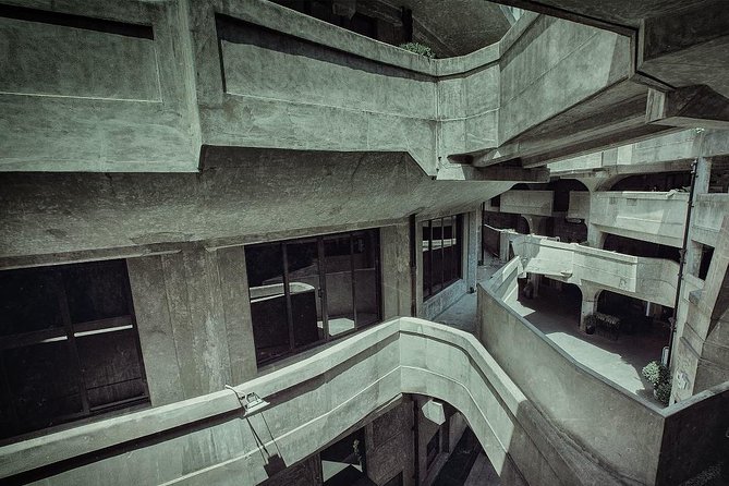 Private Modern Art Shanghai Tour With Chinese Lunch - The Sum Up