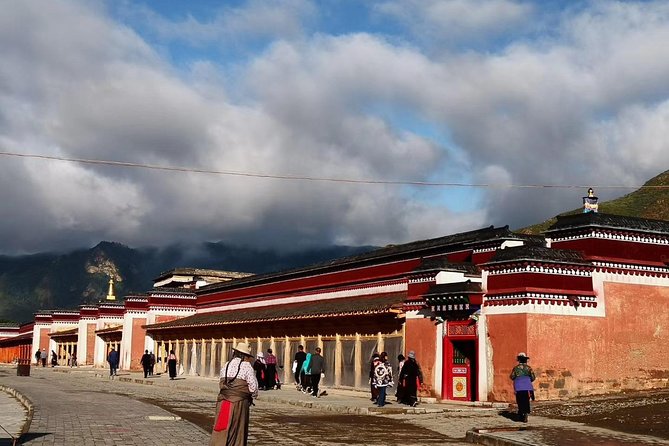 Private Overnight Tour to Bingling Temple Caves and Labrang From Lanzhou - Pricing and Availability