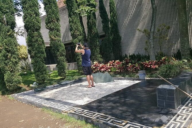 Private Pablo Escobar, Pueblito Paisa and Medellin City Tour - Reservation Process