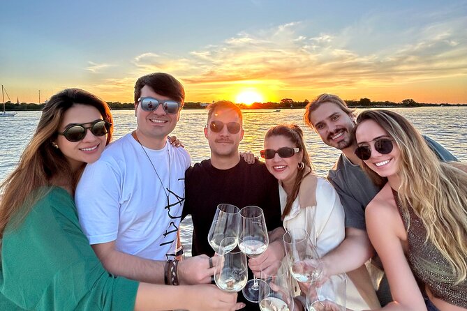 Private Sailing With Tapas and Wine