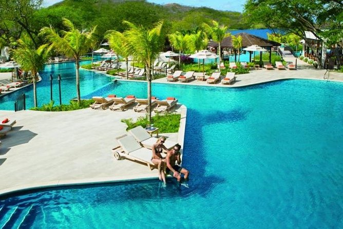Private Shuttle From Liberia Airport to Dreams Las Mareas - Included Amenities and Features