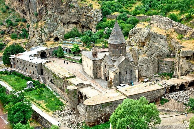 Private Sightseeing Tour Visit to Armenia With Transfer Included - Booking Information