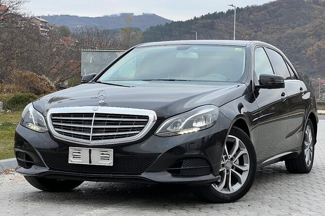 Private Skopje Sofia Transfer With City Tour in Nis - Vehicle Features