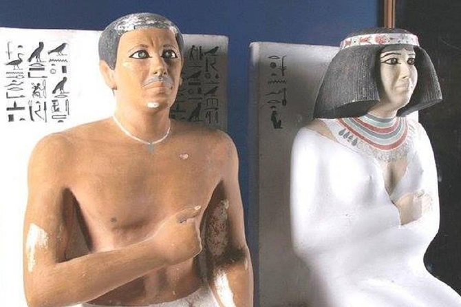 Private Tour in Cairo: Giza Pyramid, Sphinx, Memphis & Sakkara W/ Lunch & Dinner