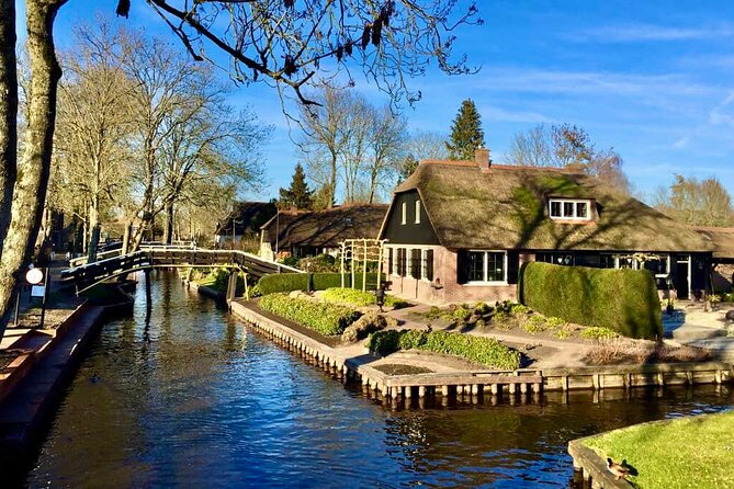 Private Tour to Giethoorn With Boat and Zaanse Schans Windmills - Pricing and Guarantee