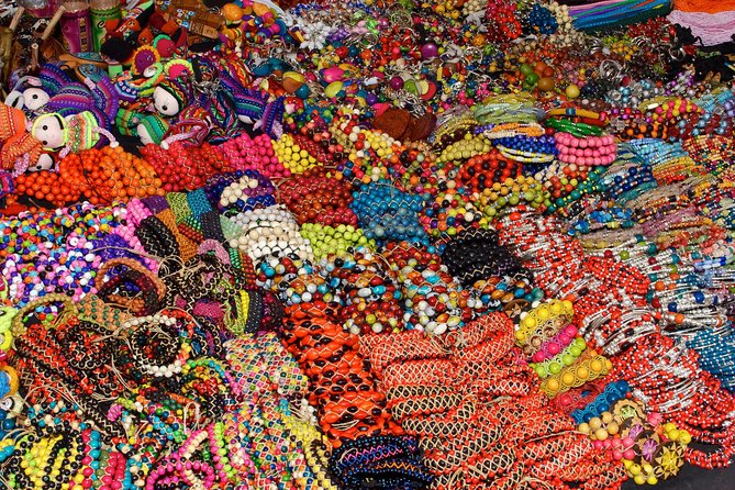 Private Tour to The Land of the Yachaqs: Decoding the Andean Texitle - Schedule and Timings