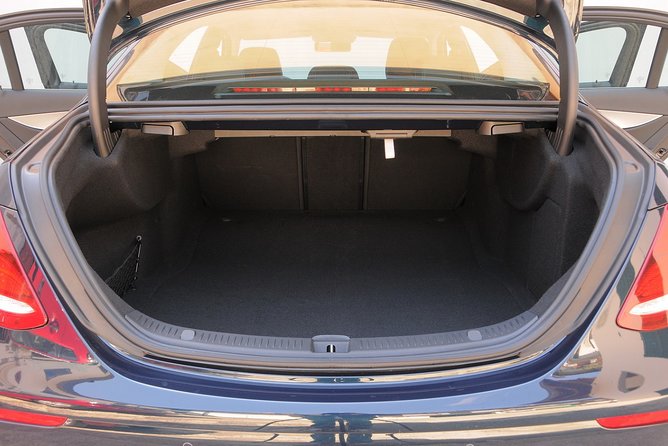 Private Transfer From Como Hotels to Milan Malpensa Airport - Availability