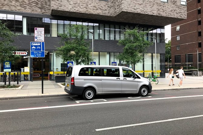 Private Transfers Between London Heathrow - London Gatwick Airports - Booking Details