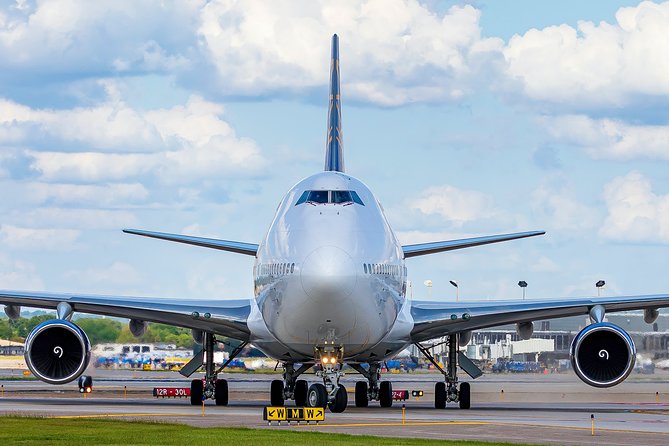 Private Transfers To/From Harwich Intl Cruise Port and London Gatwick Airport - Vehicle Amenities