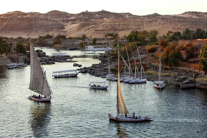 Private Trip: Nubian Villiage by Motorboat