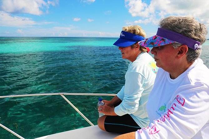 Private Yacht Multiple Snorkeling, Discover the Punta Gorda Village & Lunch - Inclusions and Amenities