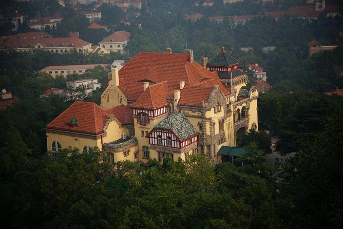Qingdao Private Tour: City Highlights and Laoshan Mountain With Lunch+Cable Car - Laoshan Scenic Area Exploration
