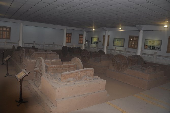 Relic of Shang Dynasty Capital City - Weather-Dependent Experience