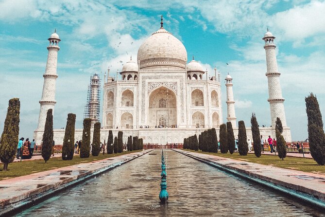 Romantic Sunset With Taj Mahal at Agra From Delhi - Expectations and Accessibility
