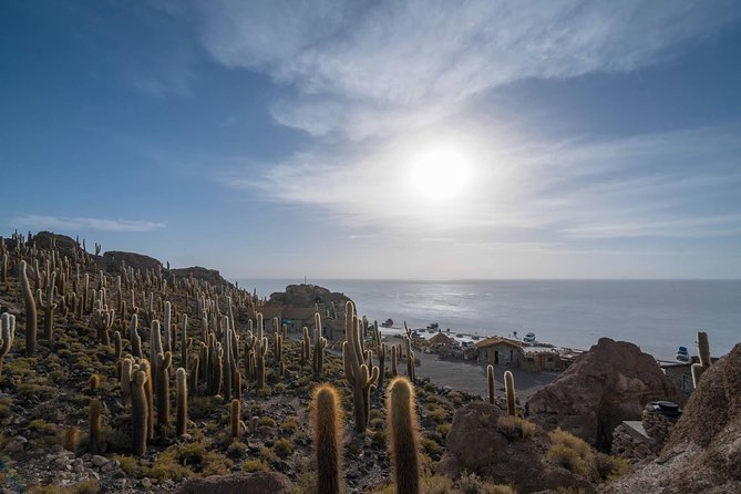Salar De Uyuni (Classic 3 Days Trip) Spanish Guide - Cultural Insights