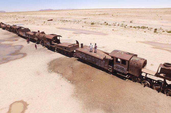 Salt Flats and Colored Lagoons 3d 2n Tour + Transfer to San Pedro De Atacama - Accommodations and Meals