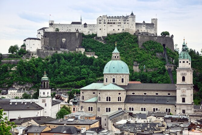 Salzburg Scavenger Hunt and Best Landmarks Self-Guided Tour - Safety Guidelines and Enjoyment
