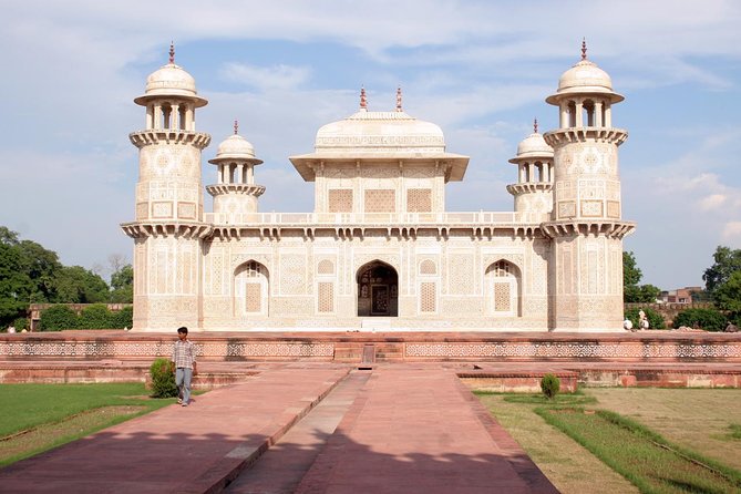 Same Day Agra Tour By Train - What To Expect