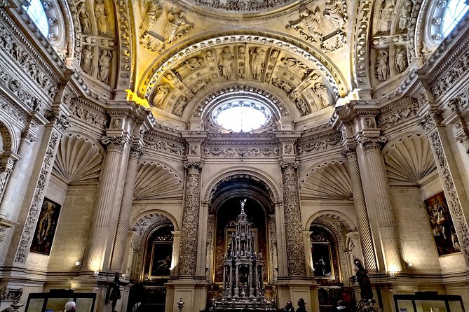 Self-guided Virtual Tour of Seville Cathedral: The Highlights - Offline Access Details