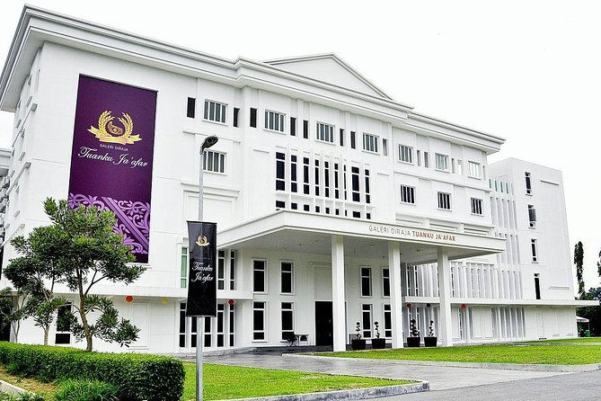 Seremban & Seri Menanti Private Day Tour From Kuala Lumpur - Frequently Asked Questions