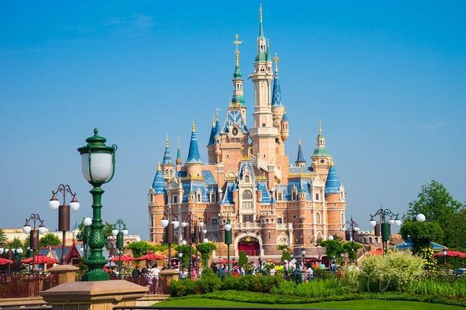 Shanghai Disneyland to Hongqiao Train Station:Private With Meet & Greet Service - Pickup Information