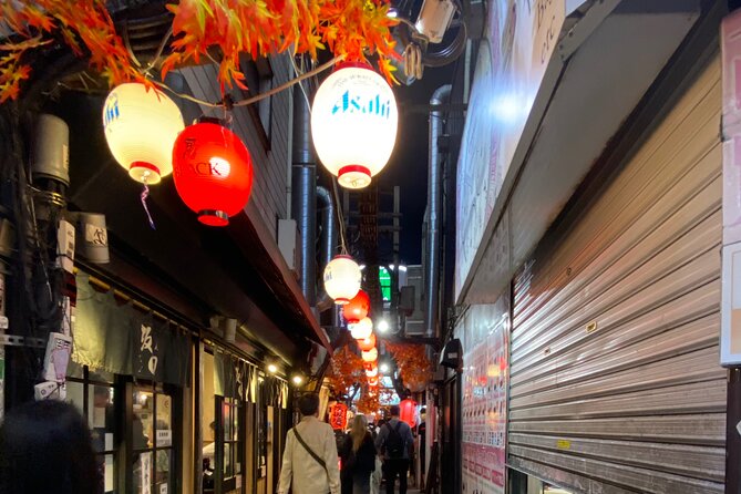 SHINJUKU Old & New - Izakaya and the Cultural Deepdive Experience - Navigating Shinjukus Lively Streets