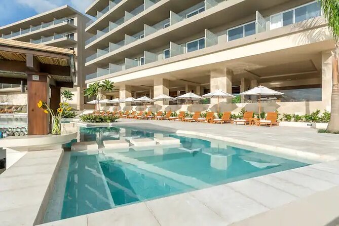 Shuttle Service From Liberia Airport To Tamarindo Beach Hotels - Booking Process Information