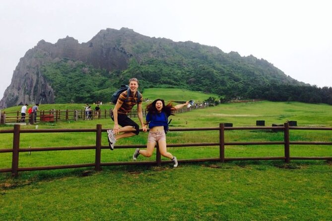 Small Group Private Taxi Tour DAY Experience in Jeju Island - Booking Information