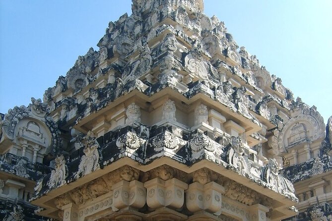 Temple Of Jupiter In Alangudi From Trichy With Lunch - Booking Information