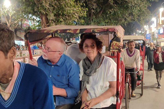 Tour Through Temples, Public Markets and Food in Old Delhi - Meeting Point Details