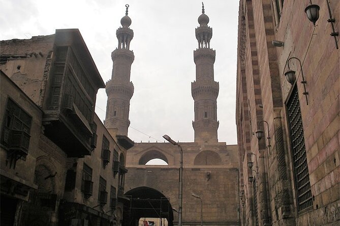 Tour to El Moez Street With Al Azhar Park With Dinner - Reservation Process