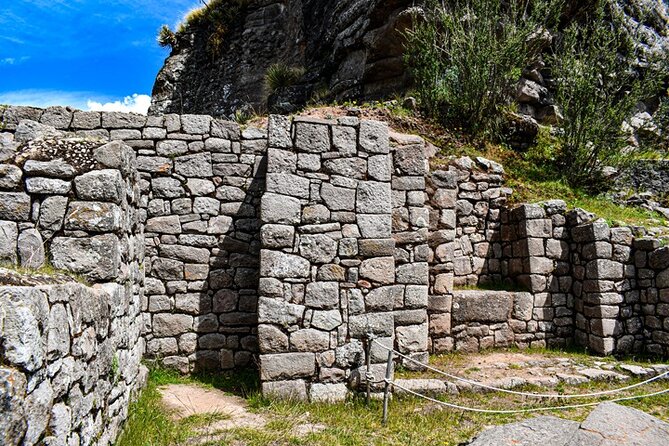 Tour to the Waqrapukara Archaeological Complex From Cusco - Accessibility and Recommendations