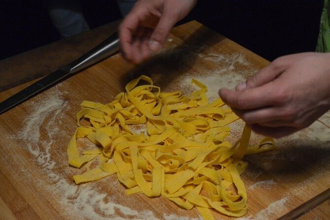 Traditional Pasta Cooking Class With Tiramisu and Wine in Rome - Directions