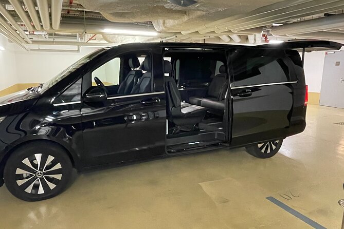 Transfer by Luxury Mercedes From PARIS AIRPORT to => PARIS With Cab-Bel-Air - What To Expect