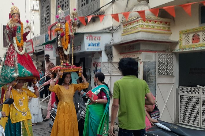 Udaipur City Sightseeing Guided Tour With Hotel Pick up and Drop - Directions and Accessibility