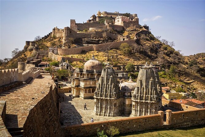 Udaipur To Jodhpur Drop With Stop at Kumbhalgarh Fort & Ranakpur Jain Temple - AC Vehicle & Driver
