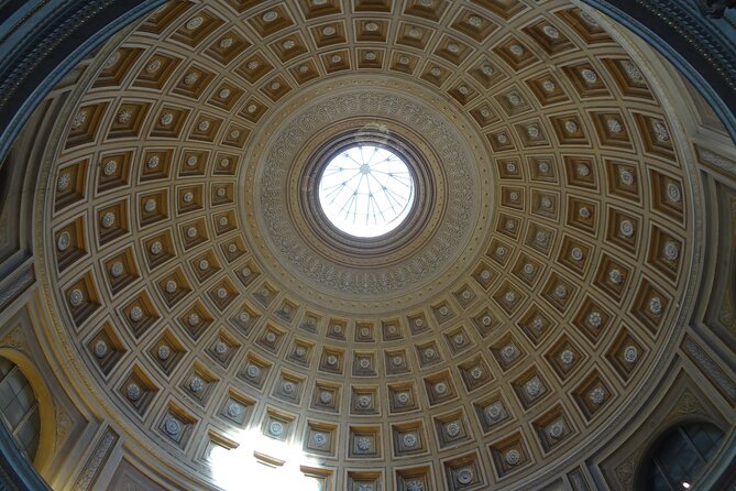 Vatican & Sistine Chapel Private Skip-The-Line Tour With Phd Licensed Guide - Accessibility and Inclusivity Features