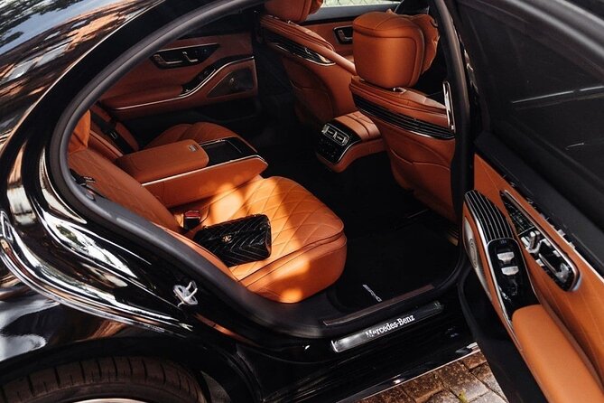 Vienna City to Vienna Airport Private Transfer Schwechat One Way - Booking and Pricing